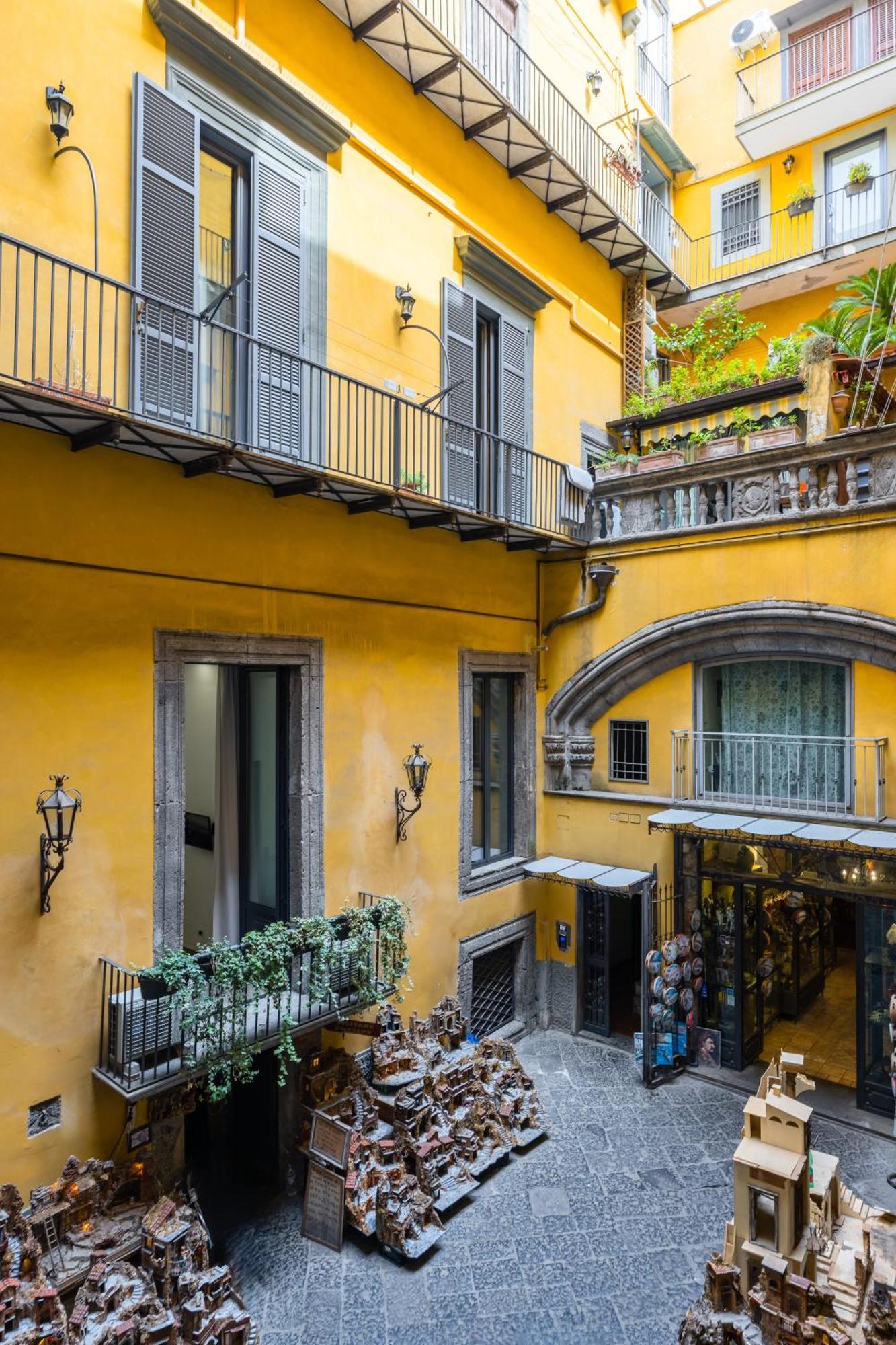 Palazzo Mormando - Industrial Apartment Nápoles Exterior foto